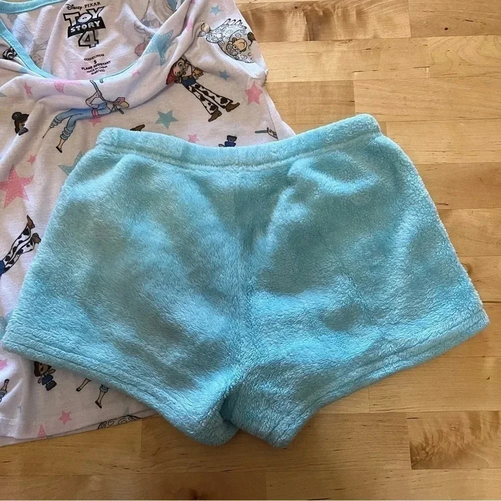 Toy Story 4 Little Bo Peep and Characters Pajama Set Shorts Tshirt Size Small